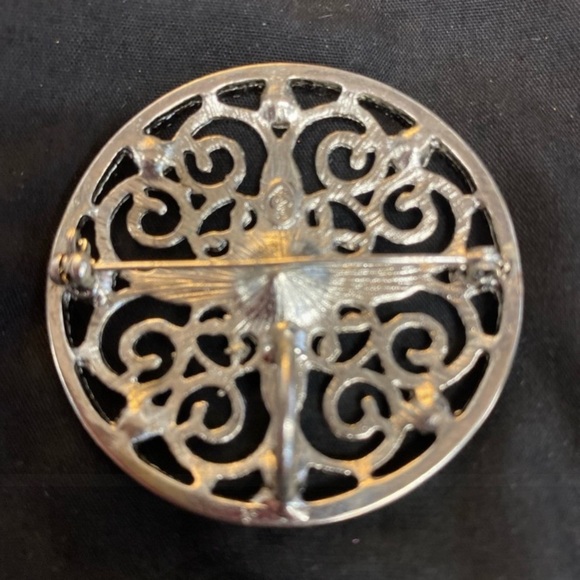 Premier Designs Rhinestone Silver-tone Brooch Pin Scarf Pendant Accessory - Picture 5 of 8